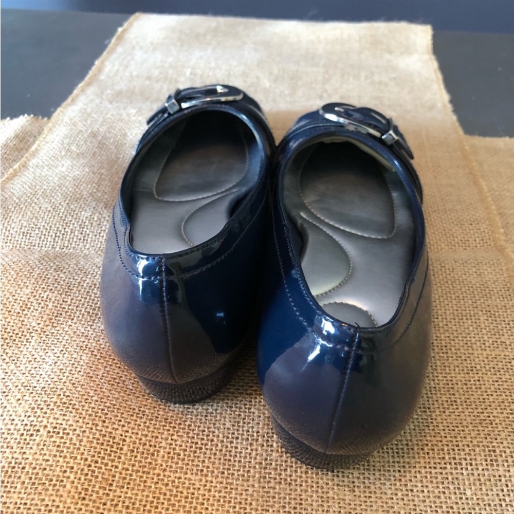 Navy Flats